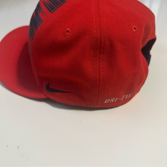 Nike Ole Miss Red SnapBack Cap - Picture 2 of 6